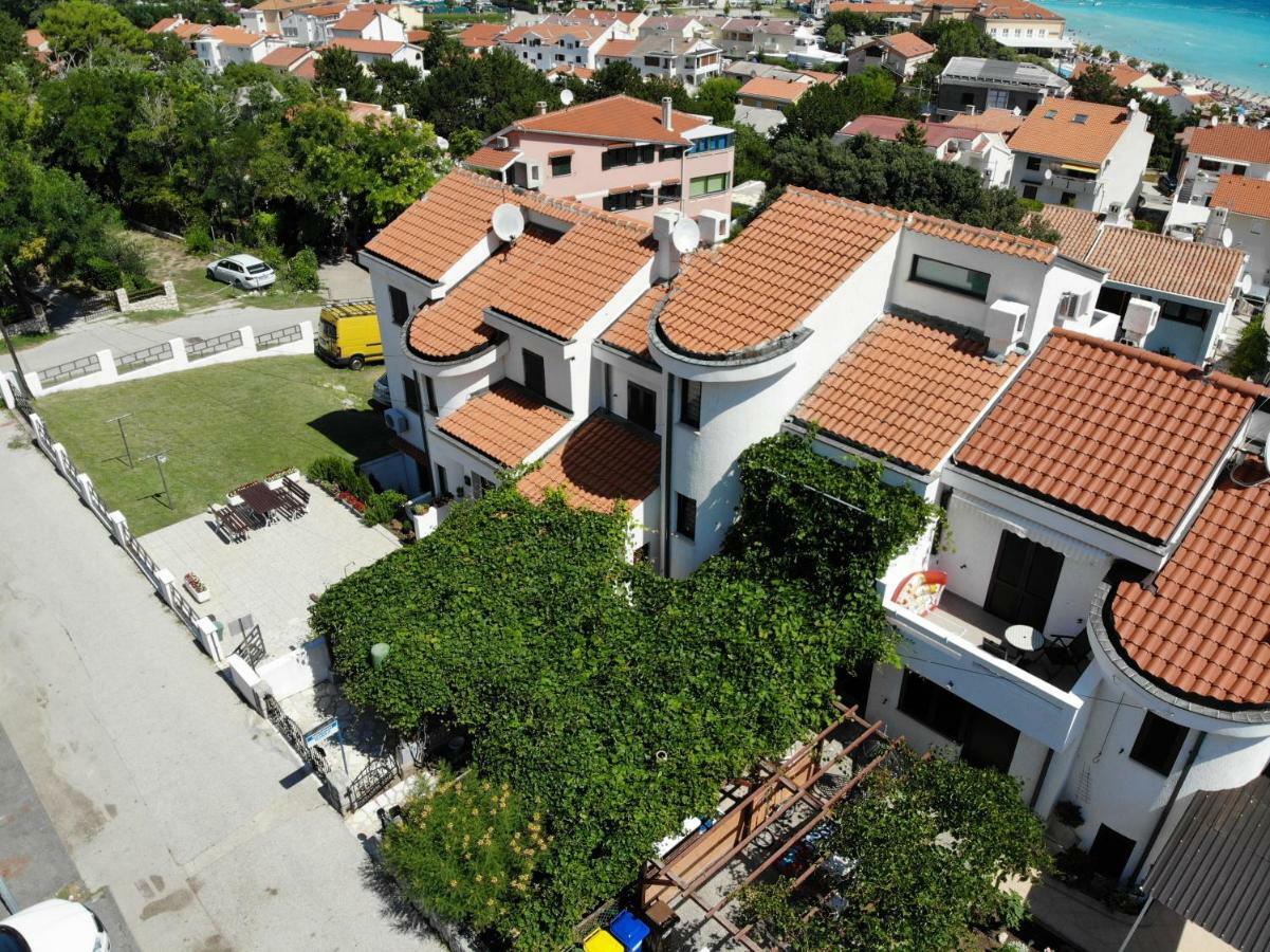 Apartmani Marko Baška Exterior foto